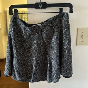 american eagle mini skirt, floral print, lightly worn